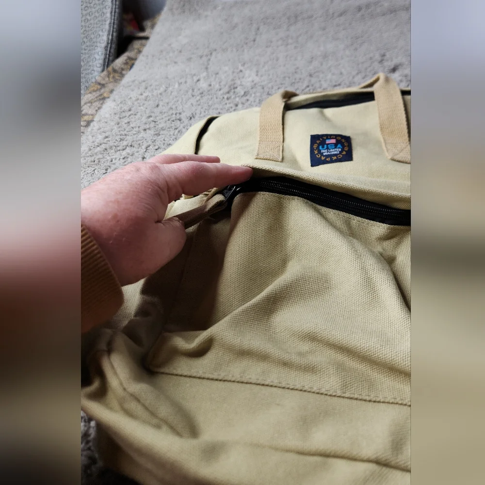 BAIYIRONG BACKPACK Tan Canvas Multipocket Backpack With Straps